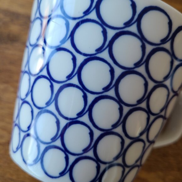 Two Royal Doulton mugs - Picture 6 of 6